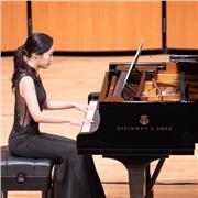 Insegnante di Canto lirico, pianoforte, voci bianchi, accompagnamento musicale